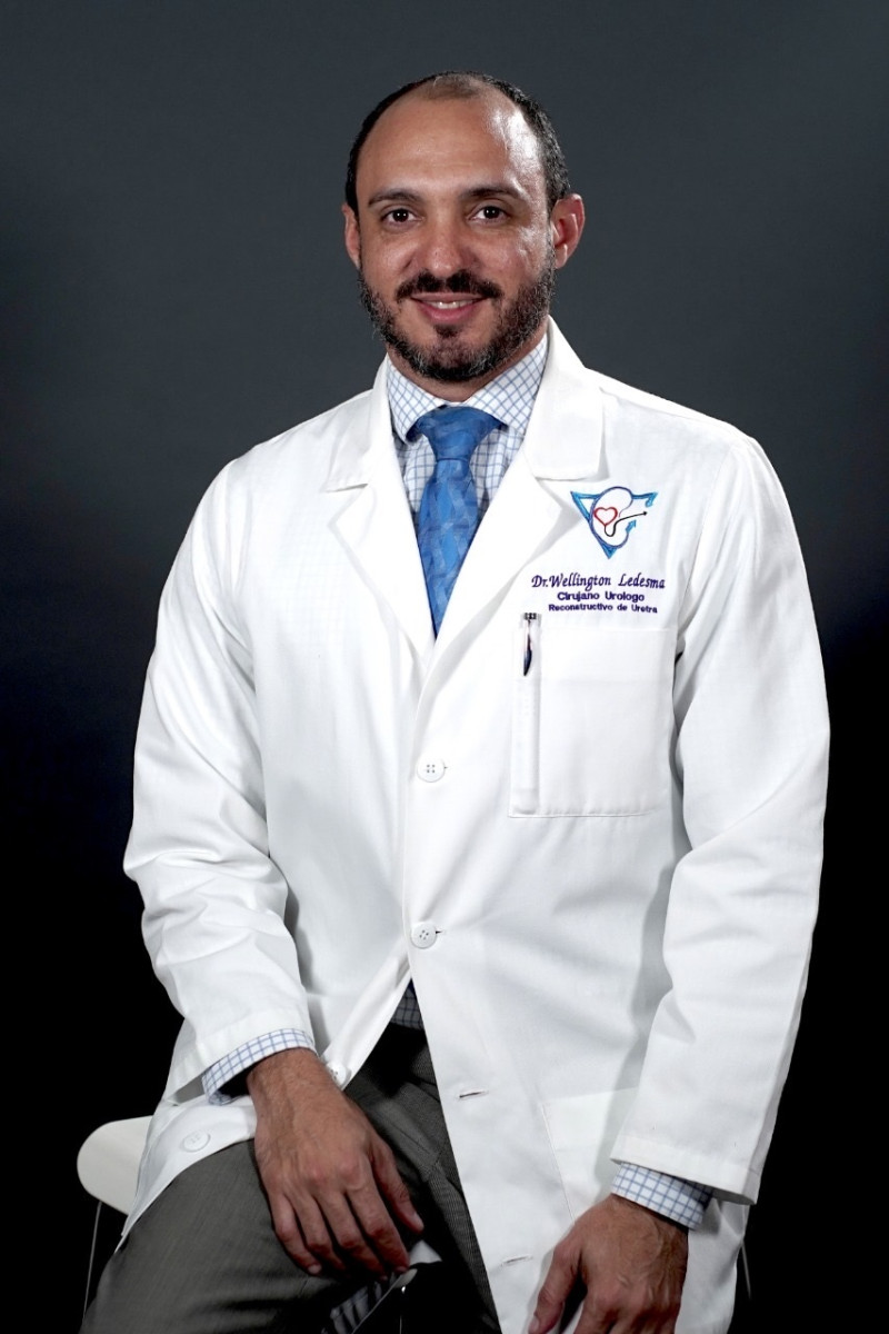 Wellington Ledesma, urólogo y cirujano reconstructivo.
