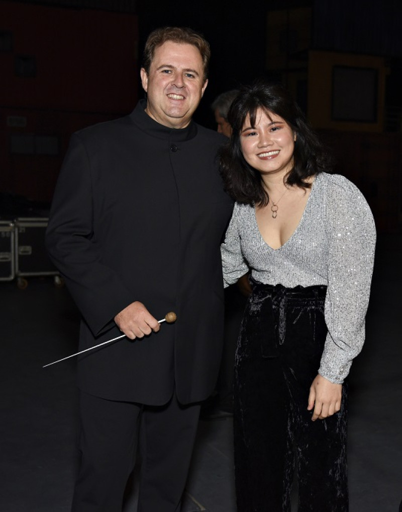 Enrique Parreño y Zhenni Li.