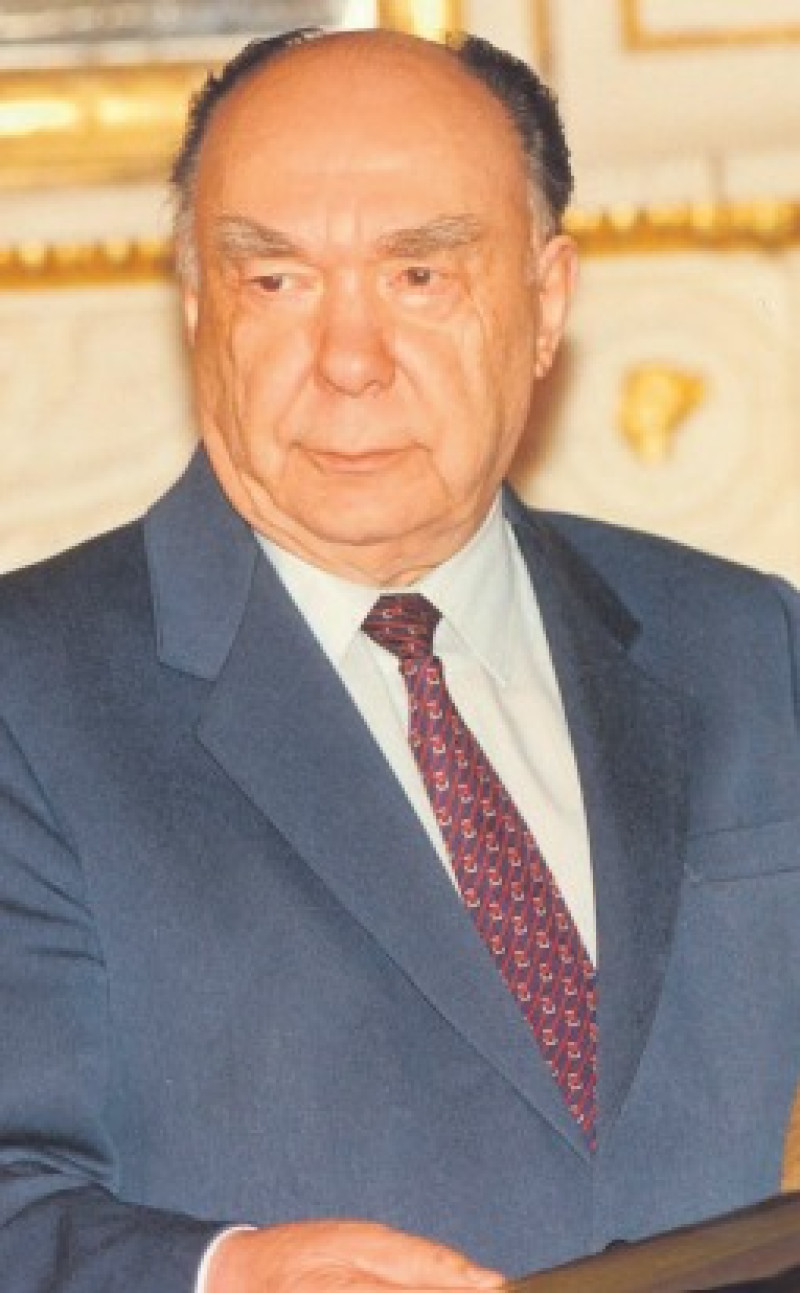 Alexander Yakolev