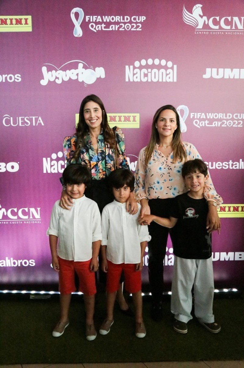 Ana Curreya, Virgini Pimentel, Pedro y Daniel Rivera y Juan Tomás Arredondo