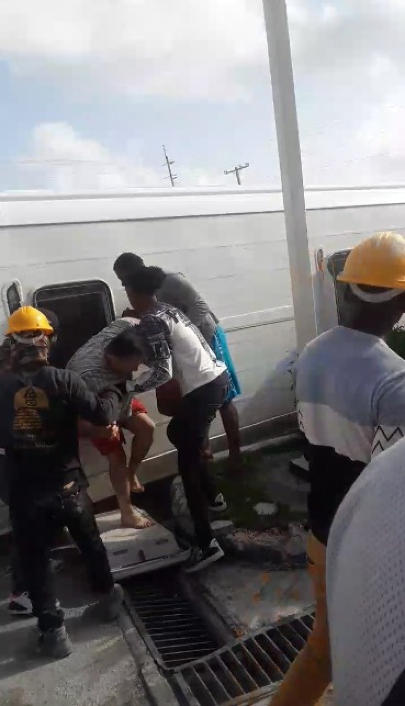 Dos argentinos víctimas de accidente en Bávaro se encuentran en “estado delicado”