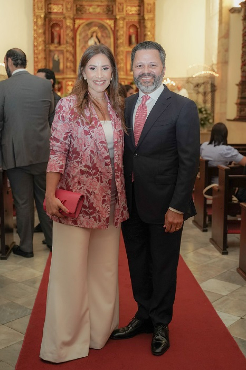 Karina Cortoreal y Eduardo Cruz.