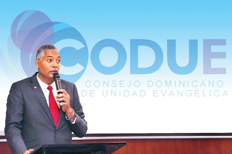 El pastor Feliciano Lacen, presidente del CODUE. / Archivo