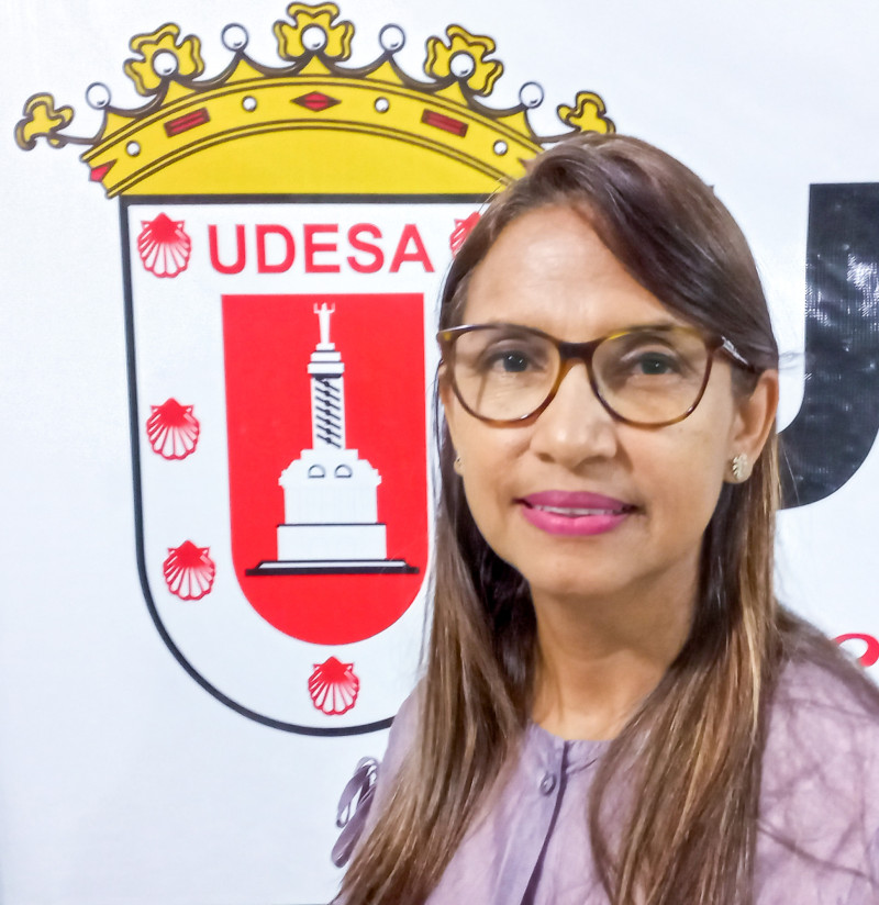Ana Elsa Santos, presidenta de UDESA.