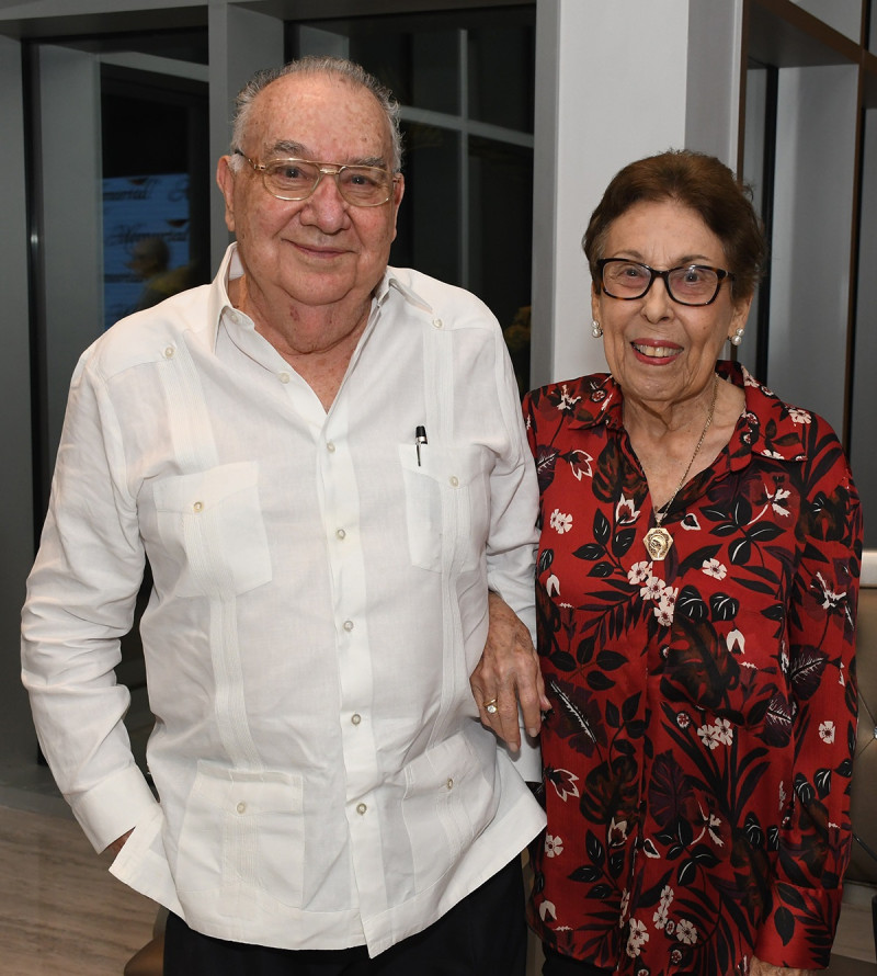 Armando Armenteros y Carmen Sánchez de Armenteros