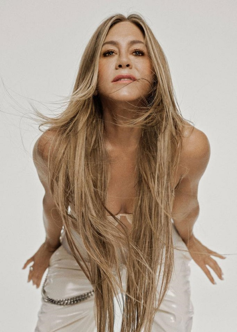 Jennifer Aniston en la portada de la revista Allure