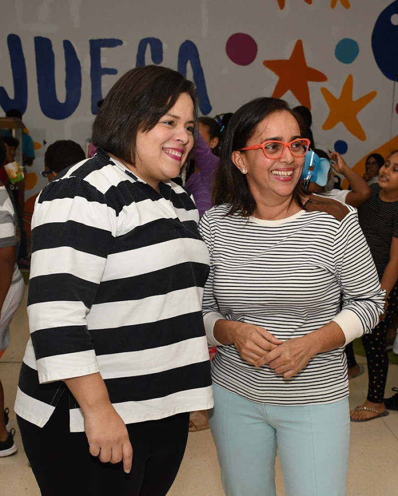 Anya Damirón y Nazzira Santana.