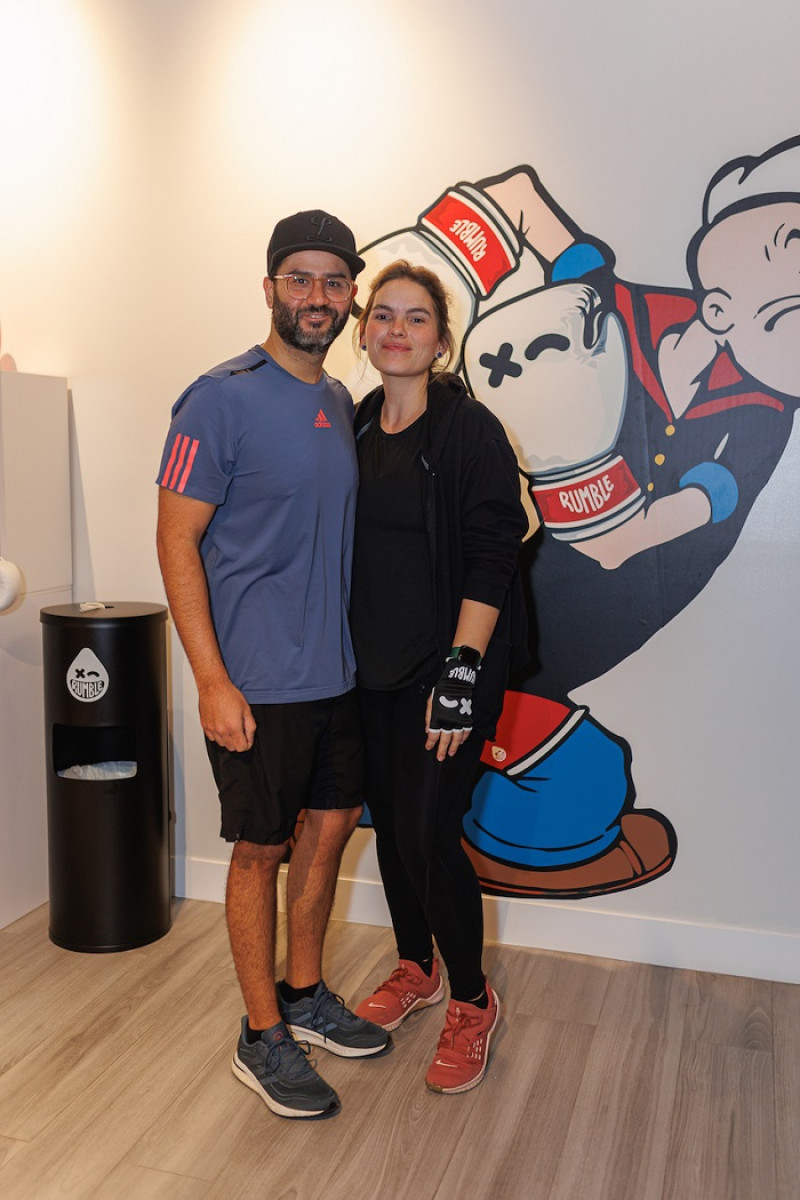 Michael Cruz y Karla Leschhrn.