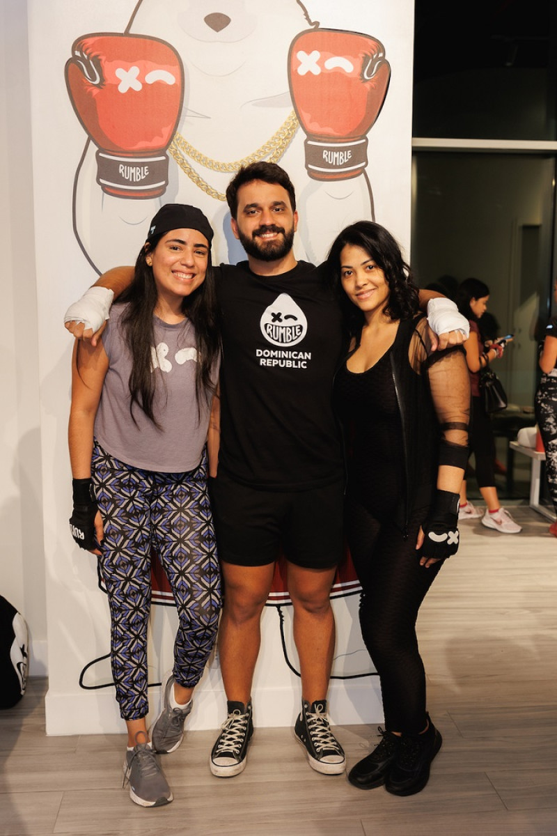 Elizabeth Ramírez, Tomas Troncoso y Jasmín Pérez.