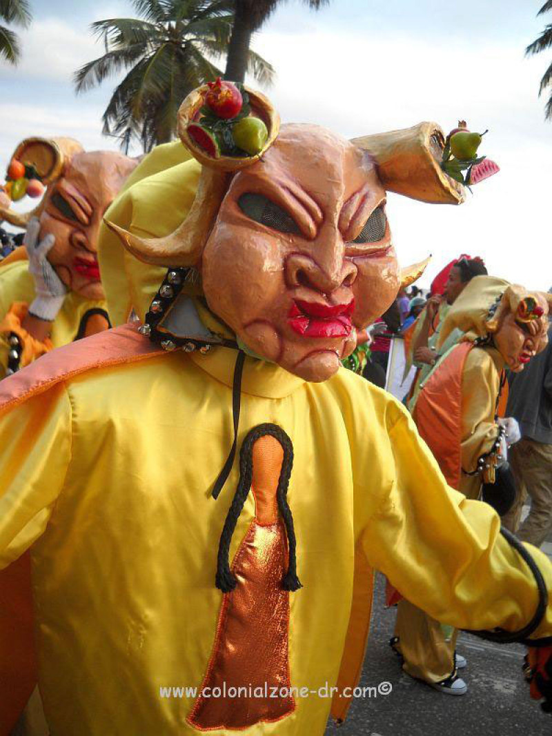 Conflictos impiden el montaje del carnaval de Moca.
