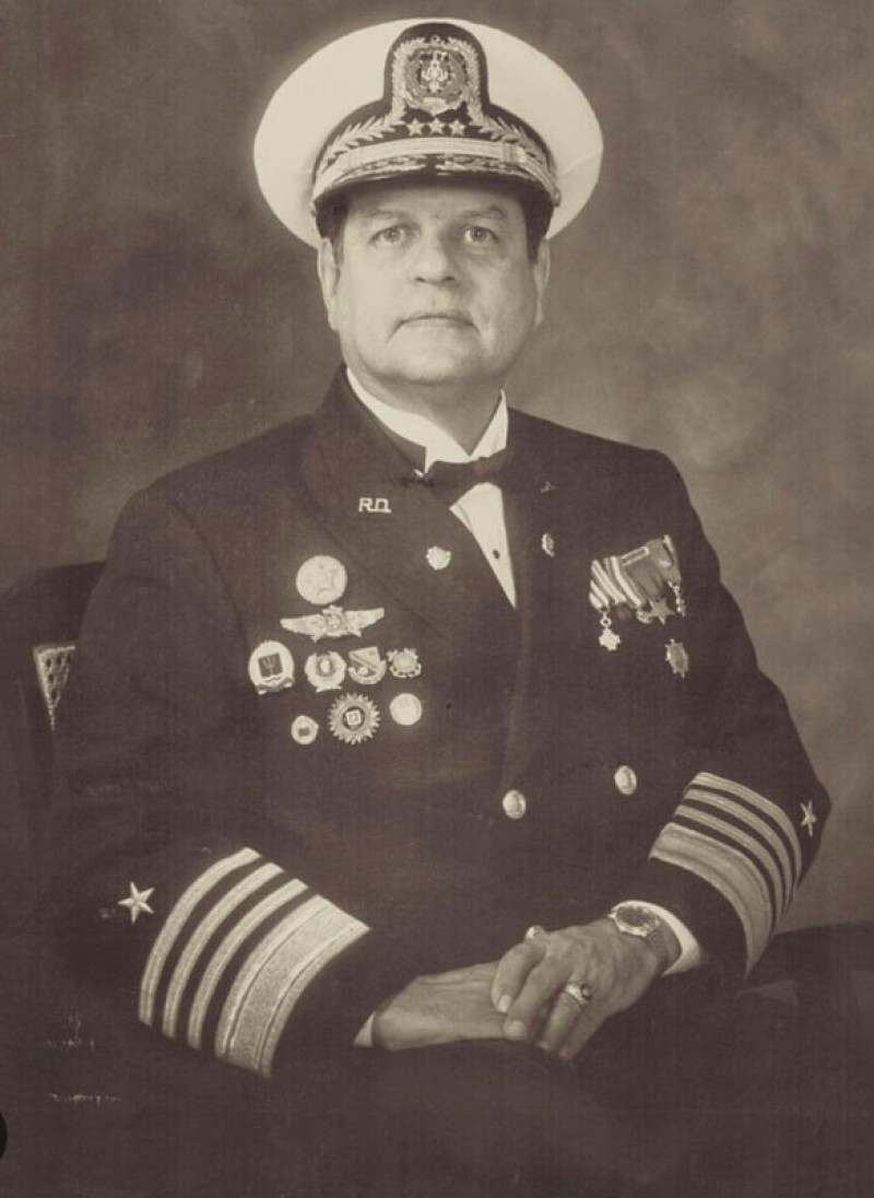 Almirante Iván Vargas Céspedes.