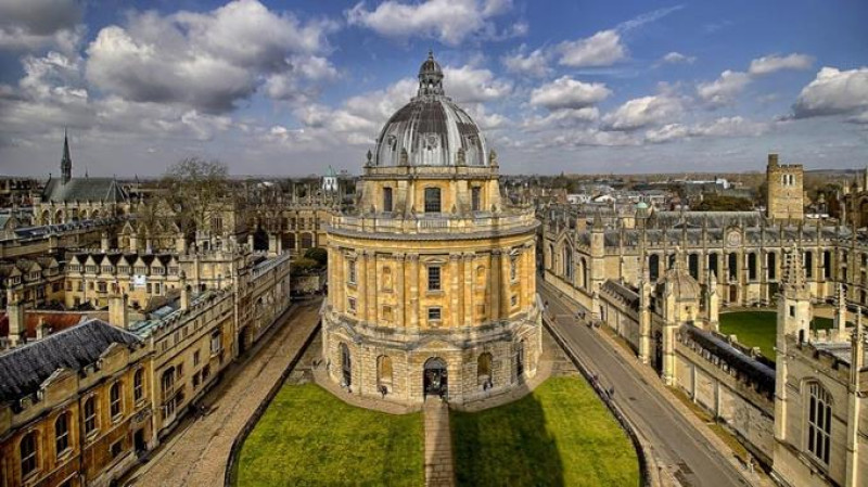 Universidad de Oxford.