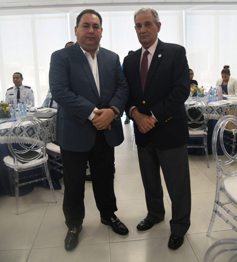 Mario Lama y José Joaquín Puello.