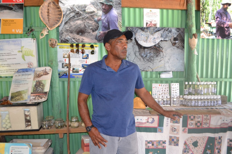 Negro: La gente a las cosas les dice problemas y yo les digo soluciones. El mundo no tiene problemas, el mundo tiene muchas soluciones pero no las buscamos.   Yaniris López / LD