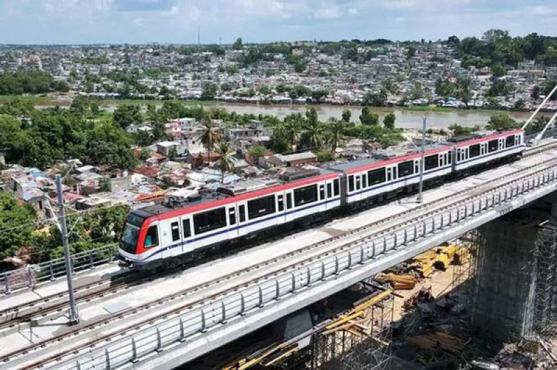 La extensión de la línea 2 del Metro va desde la John F. Kennedy-Luperón hasta la avenida San Vicente de Paúl.