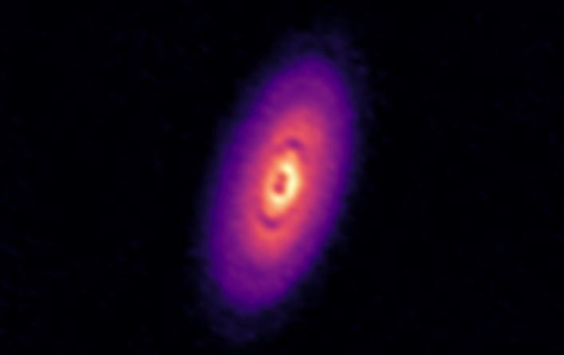 El aprendizaje automático permite distinguir planetas en formación en un disco protoplanetario
UGA
25/4/2023