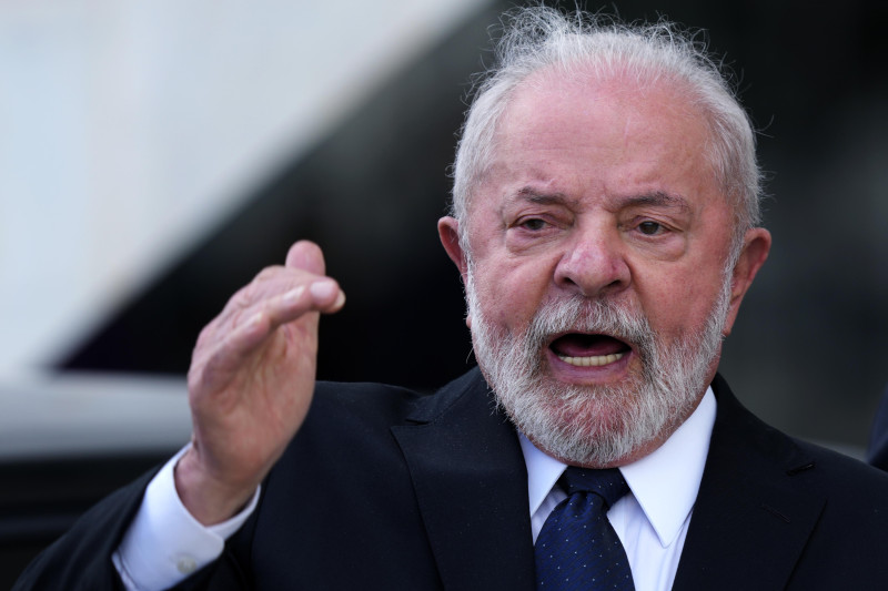 El presidente de Brasil, Luiz Inácio Lula da Silva, habla durante su visita al Comando de la Armada de Brasil, en Brasilia, Brasil, el miércoles 15 de marzo de 2023.