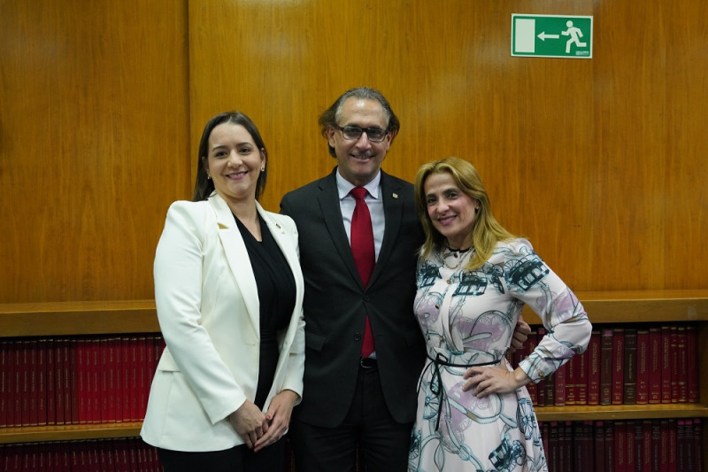 Rosangela Pimentel, Julio Andújar y Yamira Serulle.