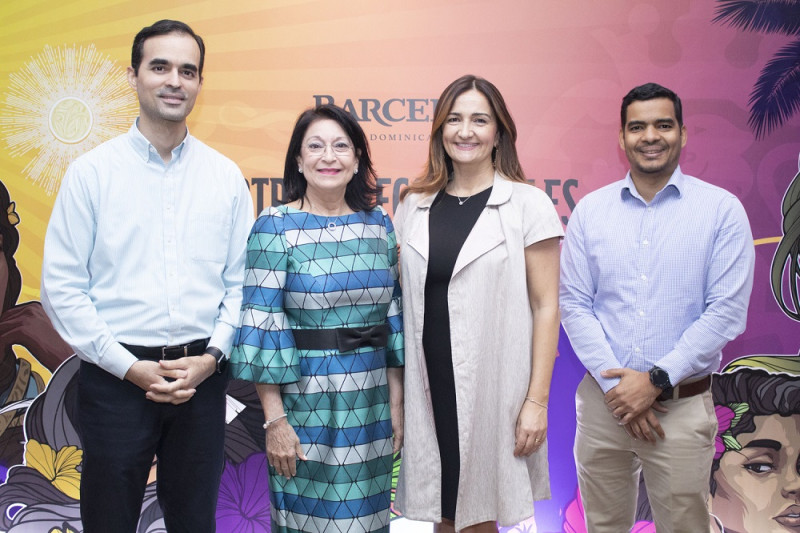 James Morales, Rosa Álvarez, Chiara Pennachio y Keyton Mancebo