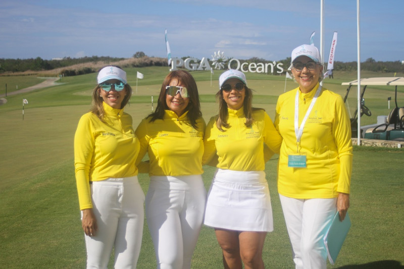 Directivas de LPGA Amateurs DR María Belissa Ramírez, Lissette 
de los Santos, Jinnett Inoa y Francia Álvarez