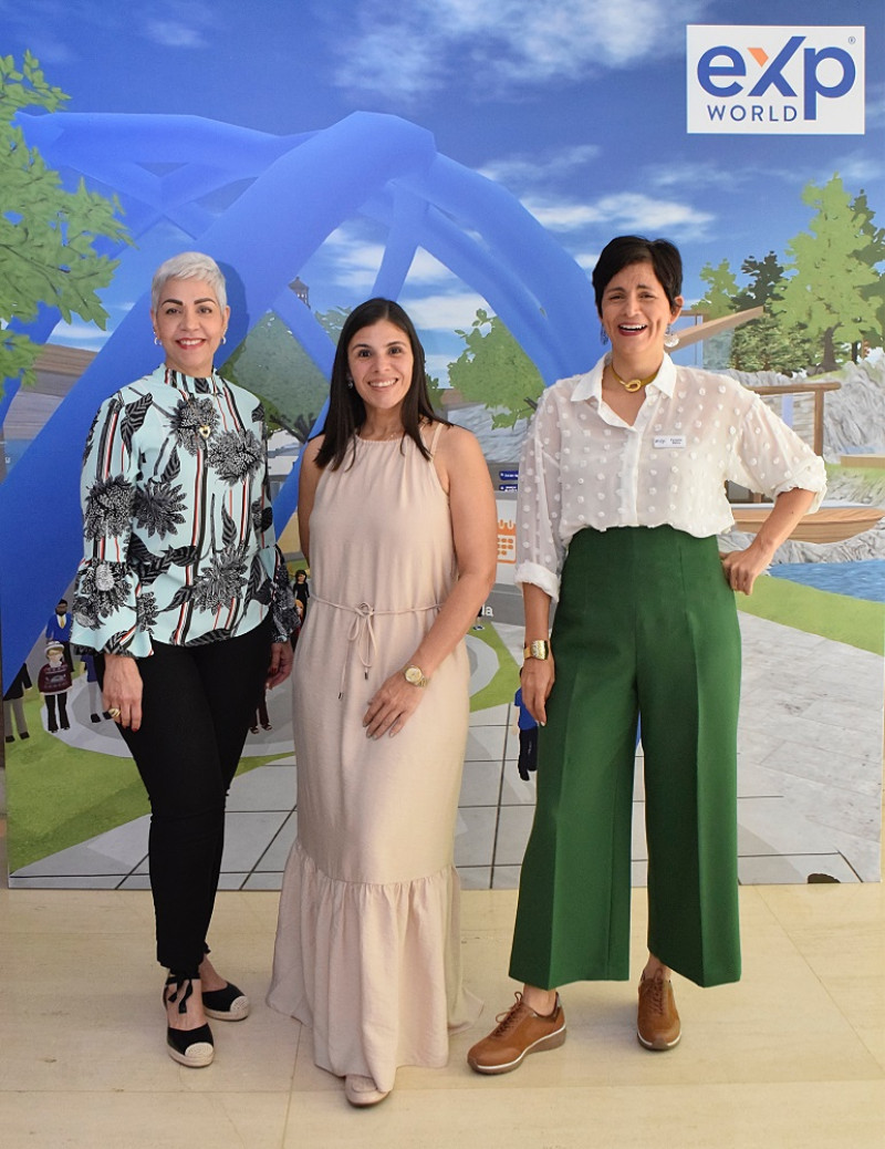 Rosanna Carrasco, Isabel Costa y Parmelia Matos.