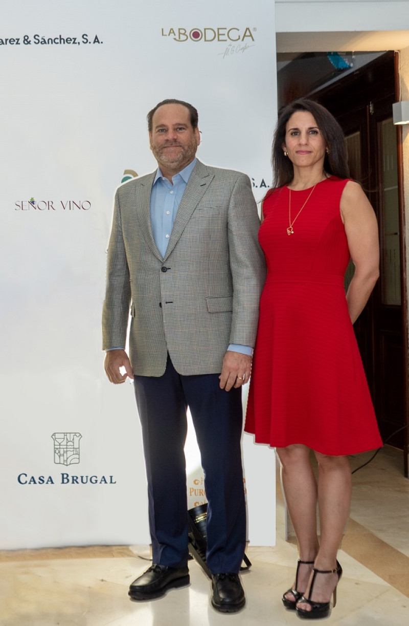 Julio García y Raquel Martínez García