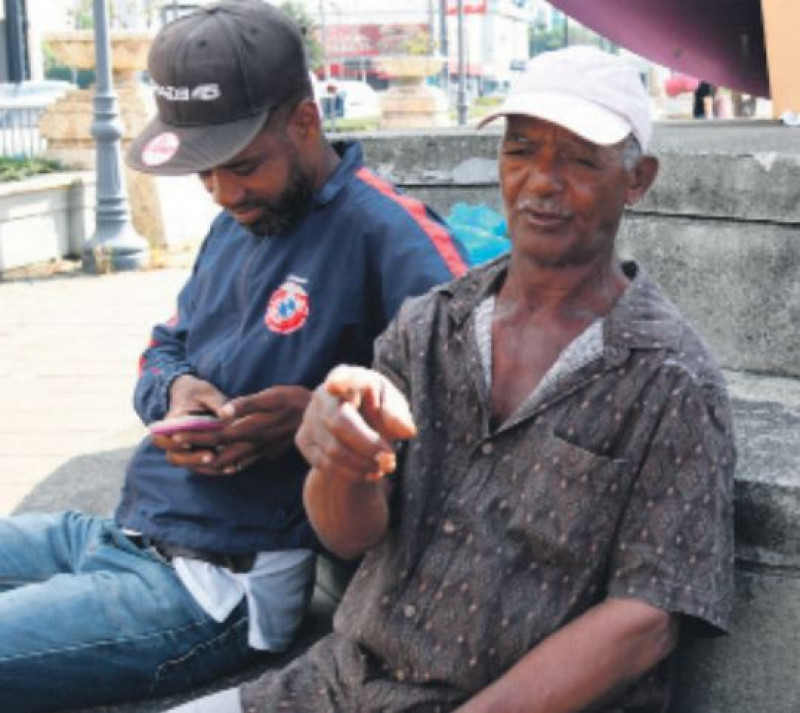 Residentes de la zona están horrorizados ante el deterioro del boulevard.