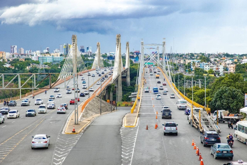 El puente Duarte junto a otros seran evaluados por el Ministerio de Obras Púbicas y Comunicaciones MOPC