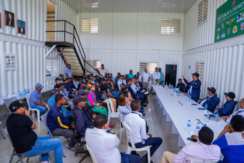 El Director General de Migración, Venancio Alcántara, realizó un recorrido de inspección en la zona fronteriza, en la franja de Elías Piña.