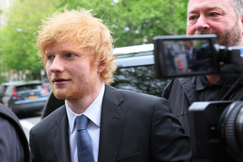 El músico Ed Sheeran llega para su juicio por infracción de derechos de autor en el Tribunal Federal de Manhattan el 4 de mayo de 2023 en la ciudad de Nueva York.