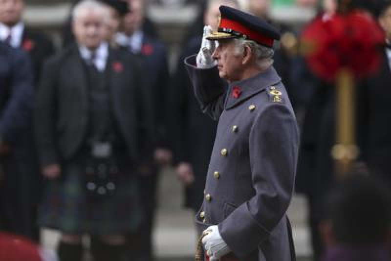 Carlos III en homenaje del Domingo del Recuerdo