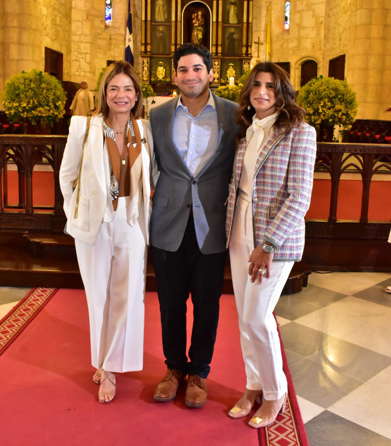 Lissete Hazoury, Horacio Reed y Roxana Rizek de Acebal.