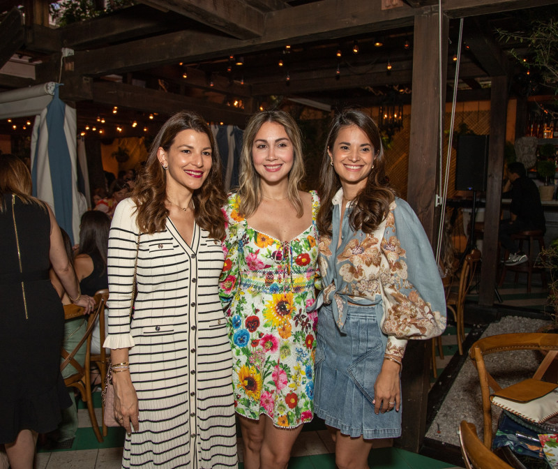 Montserrat Casado, Antonia Ramos y Renée Rood