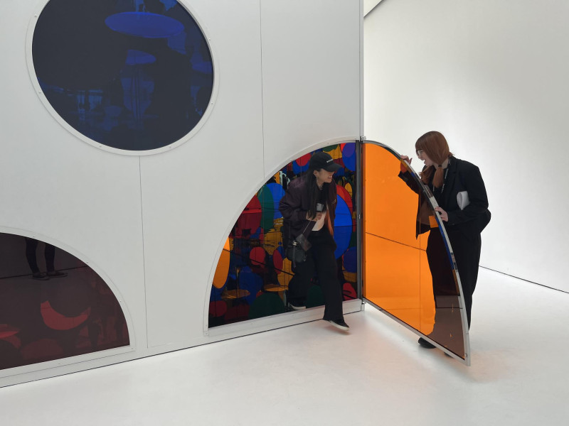 La artista japonesa Yayoi Kusama expone en la galería David Zwirner de Nueva York (EE.UU.).