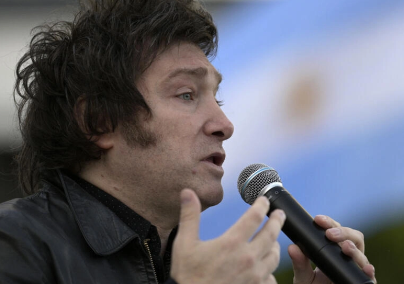 El economista libertario Javier Milei, en una plaza de Buenos Aires.