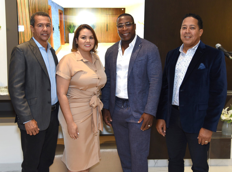 Augusto Vólquez, Armida Gil, Alfonso Soriano y Leo Astacio