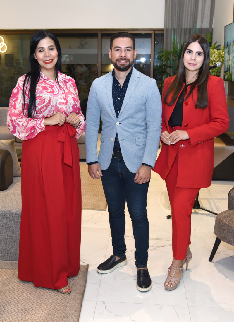 Angela Dotel, Johel Amargos y Cristal León