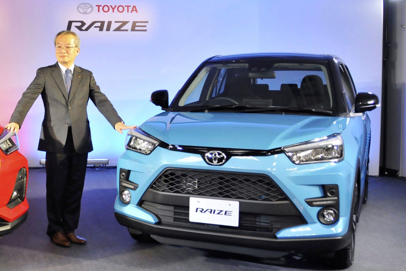 El vehículo híbrido Toyota Raize producido por Daihatsu Motor Co. durante su presentación el 5 de noviembre de 2019, en Tokio.