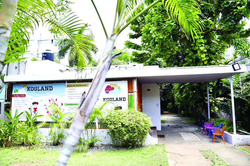 El Centro Kogland, cuya directora no cuenta con exequátur para ejercer la medicina, fue cerrado por Salud Pública.