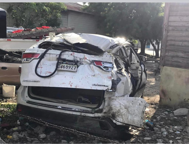 Cuatro personas murieron y trece resultaron heridas, todos de nacionalidad haitiana, en el accidente de tránsito ocurrido la madrugada del pasado sábado.