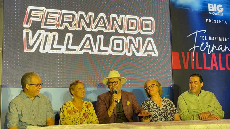 Fernando Villalona, durante la rueda de prensa para ofrecer detalles de su concierto en Altos de Cahavón el 12 de agosto.