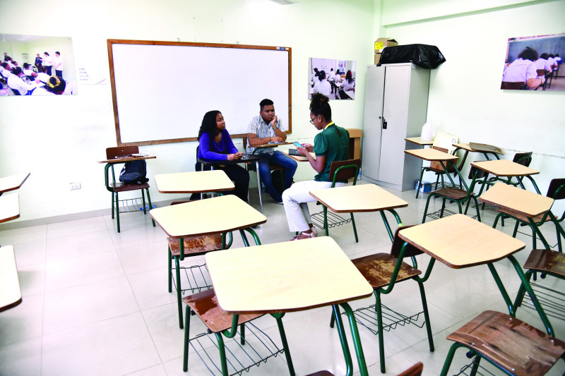 El programa Inglés de Inmersión tiene la dificultad de que en Sábana Perdida abrieron un nuevo centro, y ahí también faltan profesores.