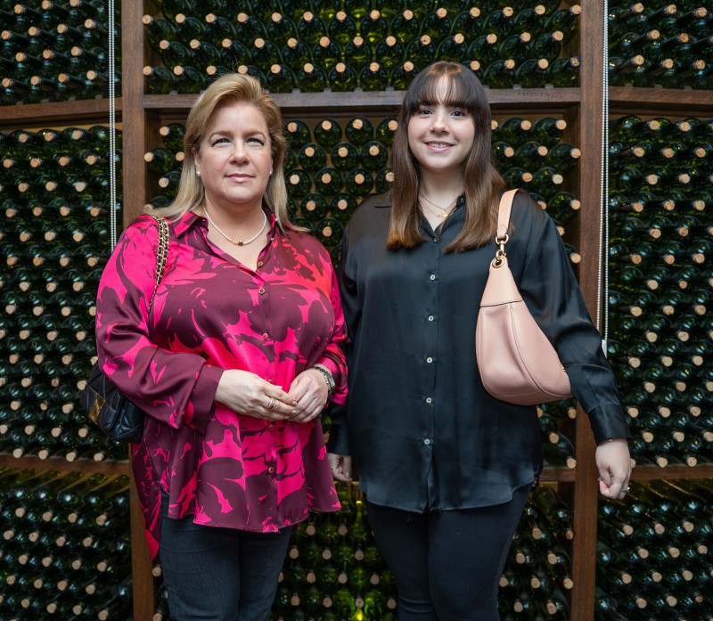 Maricarmen de Calzada y Carla Calzada