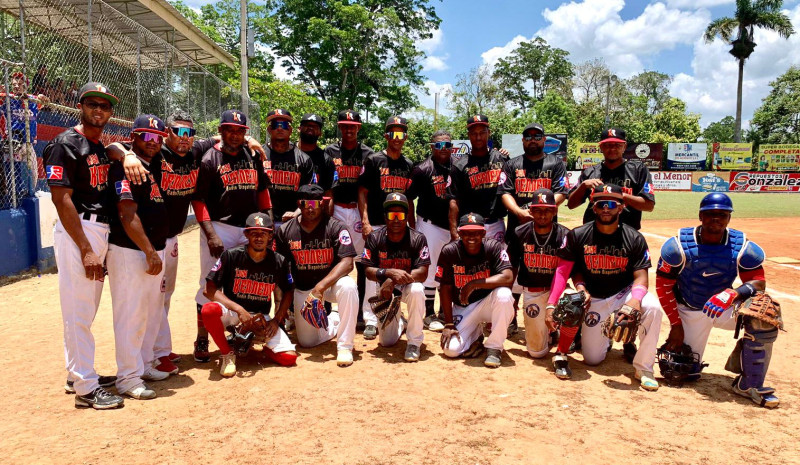 El equipo campeón  se llevo la Copa Ayuntamiento Municipal y 200,000.00 pesos y el francomacorisanos se llevaron 50,000.00 pesos, también se premiaron con 10,000.00 a José Rosario como mejor lanzador y Anyelo Jimenez fue el MVP.