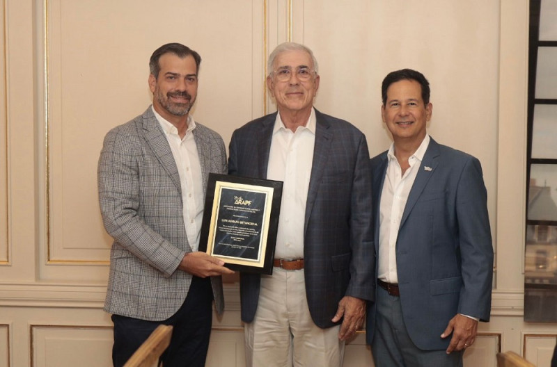 Gustavo Betances, Luis Adolfo Betances y Juan José Alorda