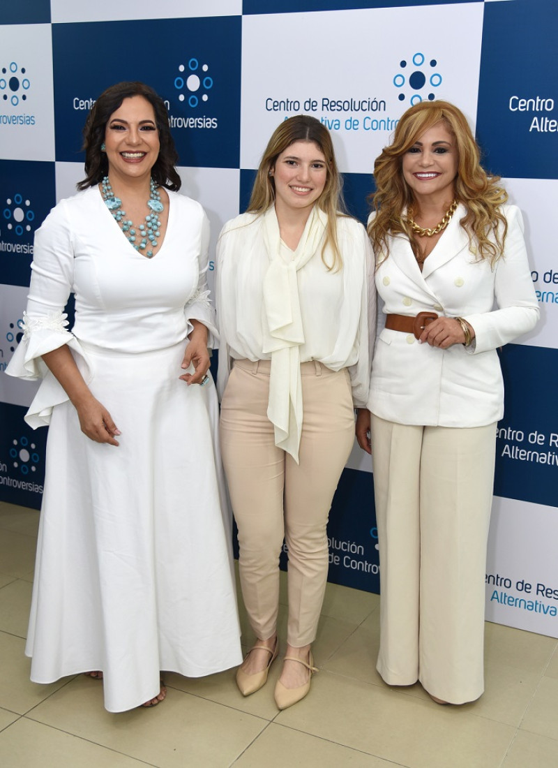 Giselle Mancebo, Gimarie Grullón y Rosa Grullón