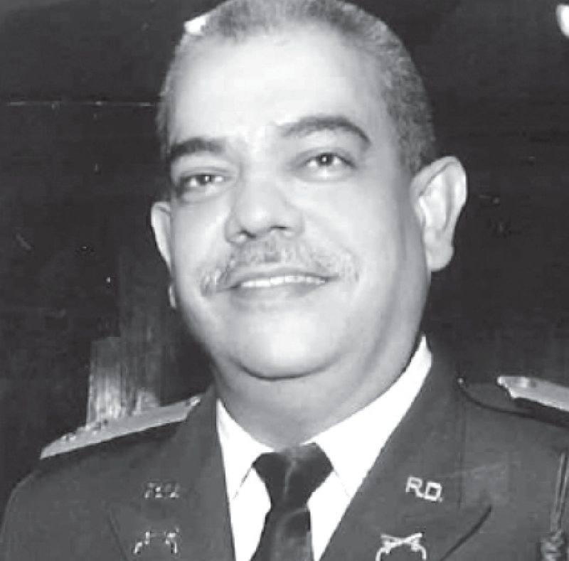 Mayor general Rafael Alburquerque.