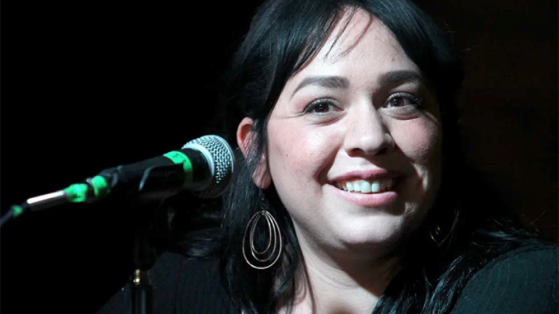 Carla Morrison entre los artistas saludados por el papa Francisco,