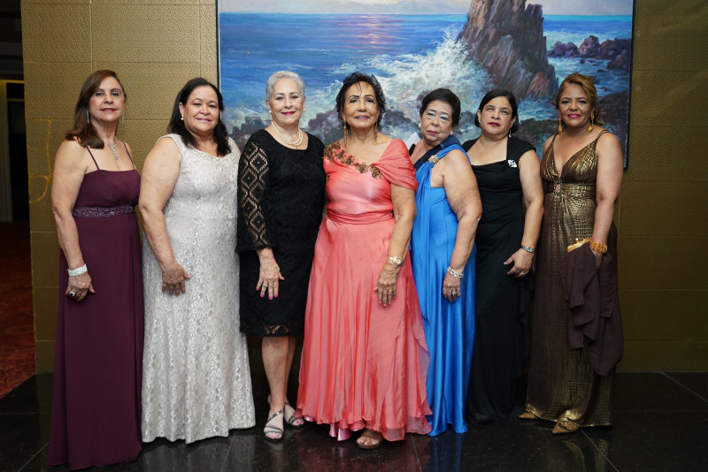 Lisete Frías, Zoila Jiménez, Liliana Hernández, María Soto, Josefina Soto, Judith Pichardo y Ana Lucía Meyer