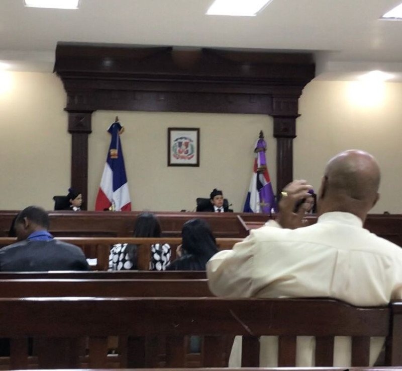 Las magistradas Arlin Ventura, Leticia Martínez y Eveling Rodríguez durante el juicio